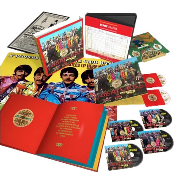 The Beatles Sgt. Pepper's Anniversary Edition 6 Disc Super Deluxe Album Box - Picture 1 of 16